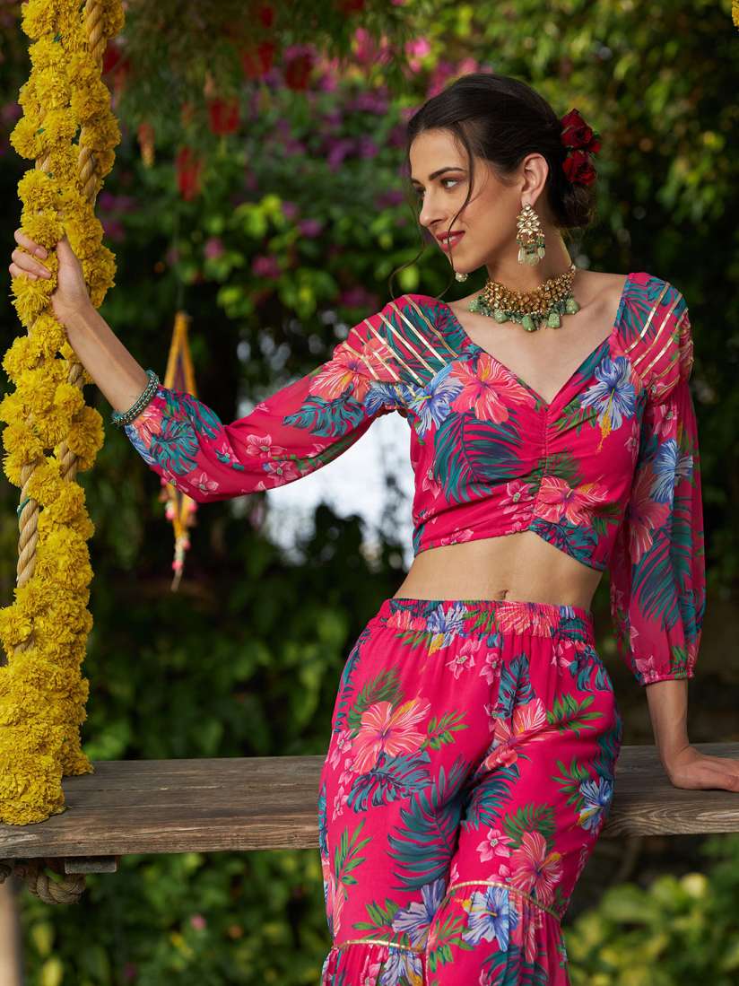 sara mallika　COTTON BORDER GATHER LACE TOP Sara mallika Cotton Border Gather Lace Top – Maison ma Manière