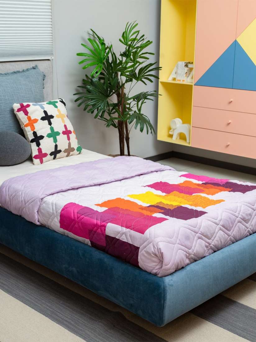 Buy URBAN SPACE Purple Pink Geometric AC Room Single Bed Blanket Blankets Quilts and Dohars for Unisex 22547516 Myntra