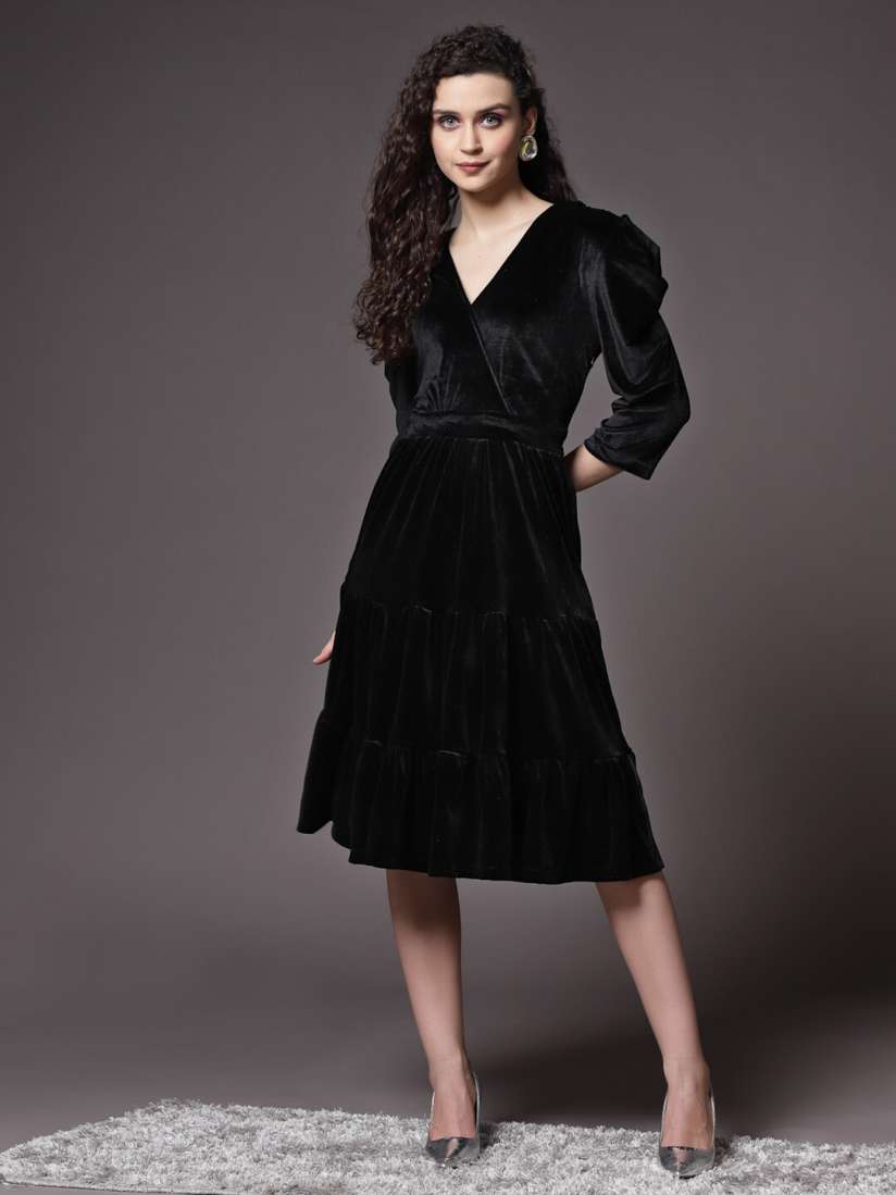 Velvet dress myntra 2025