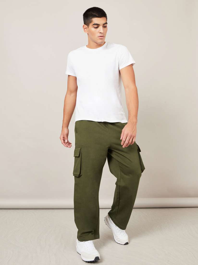 Joggers with pockets mens hot sale
