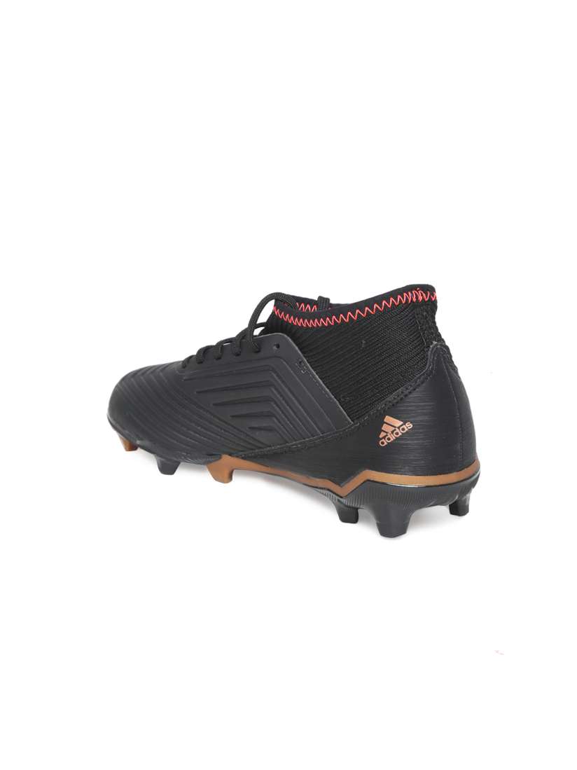 Predator 18.3 black store