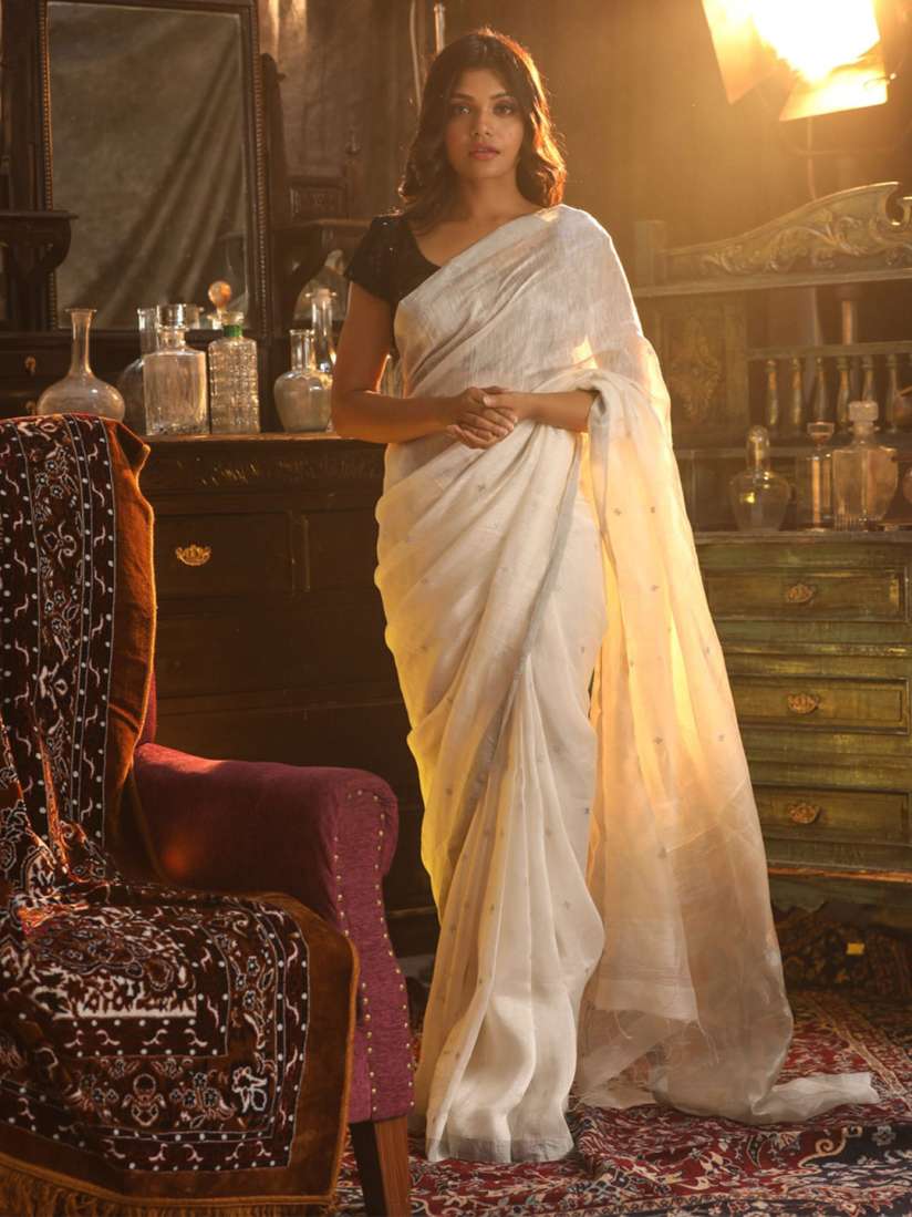 Buy Mitera White Grey Ethnic Motifs Woven Design Saree Sarees for Women 22635940 Myntra