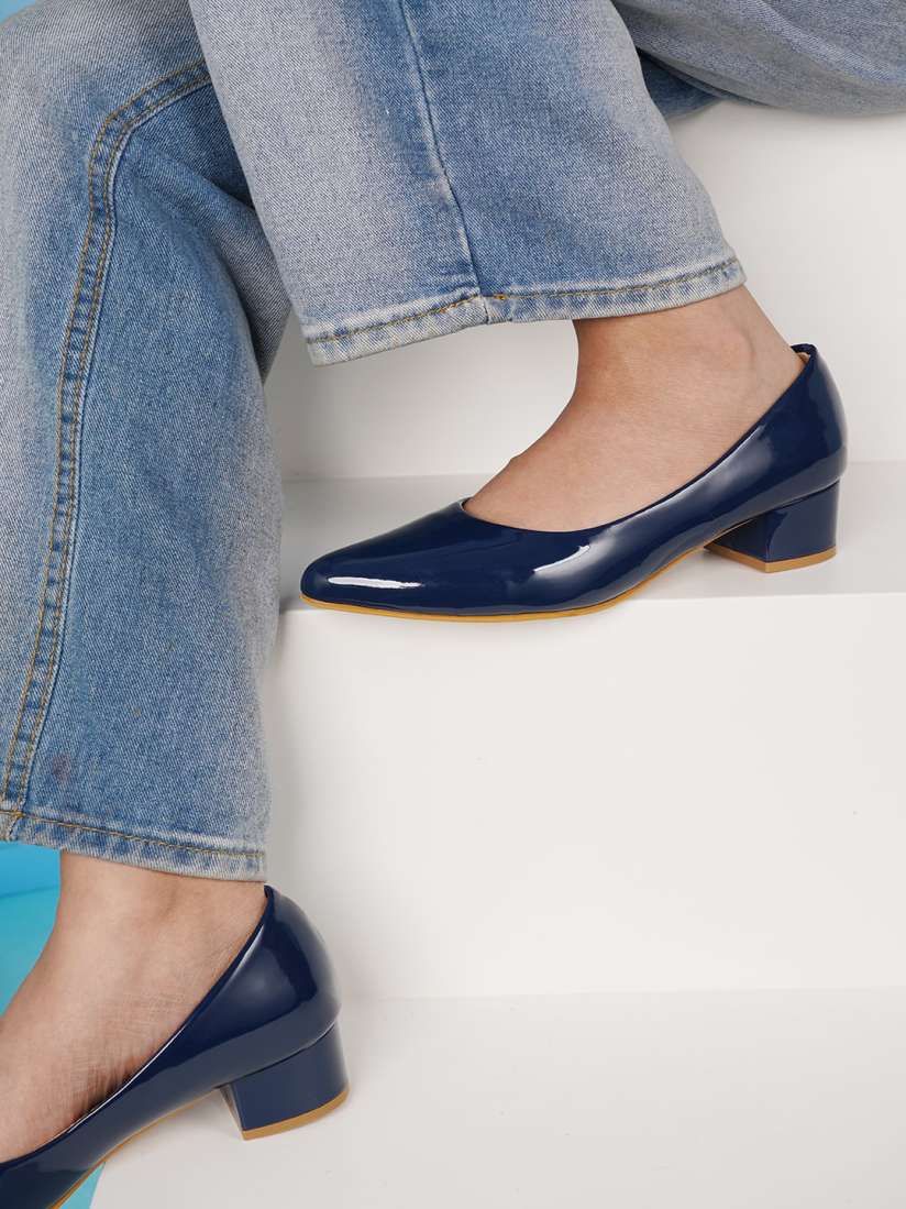 navy blue pump heels