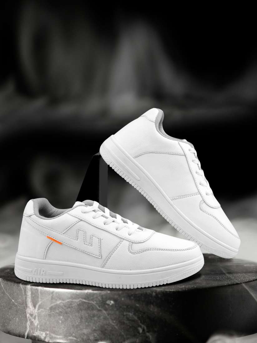 Kraasa sneakers store