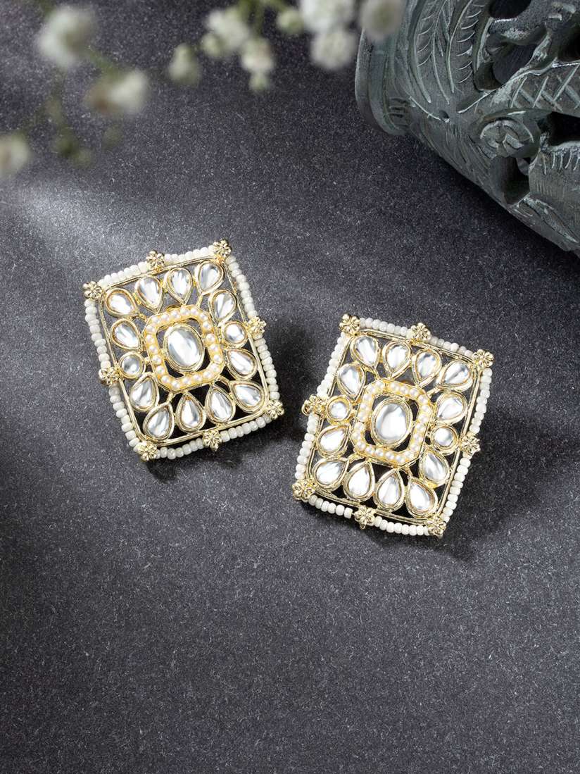 Myntra stud earrings clearance