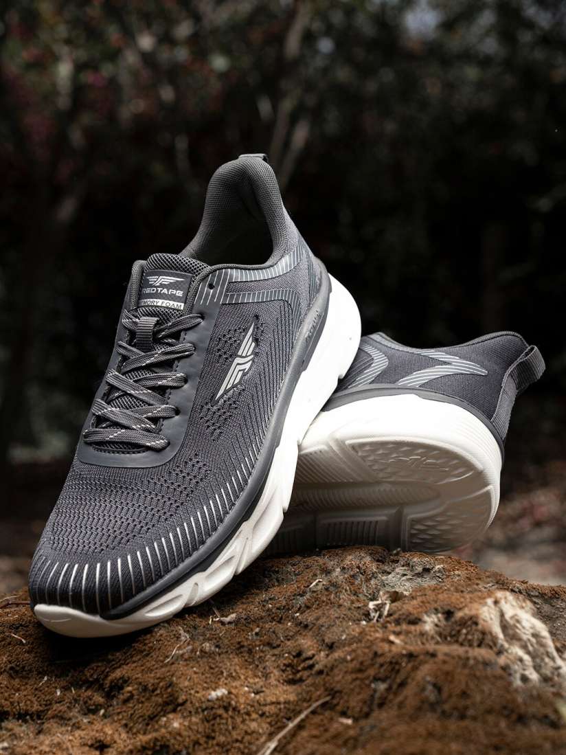 Brooks slip resistant shoes top