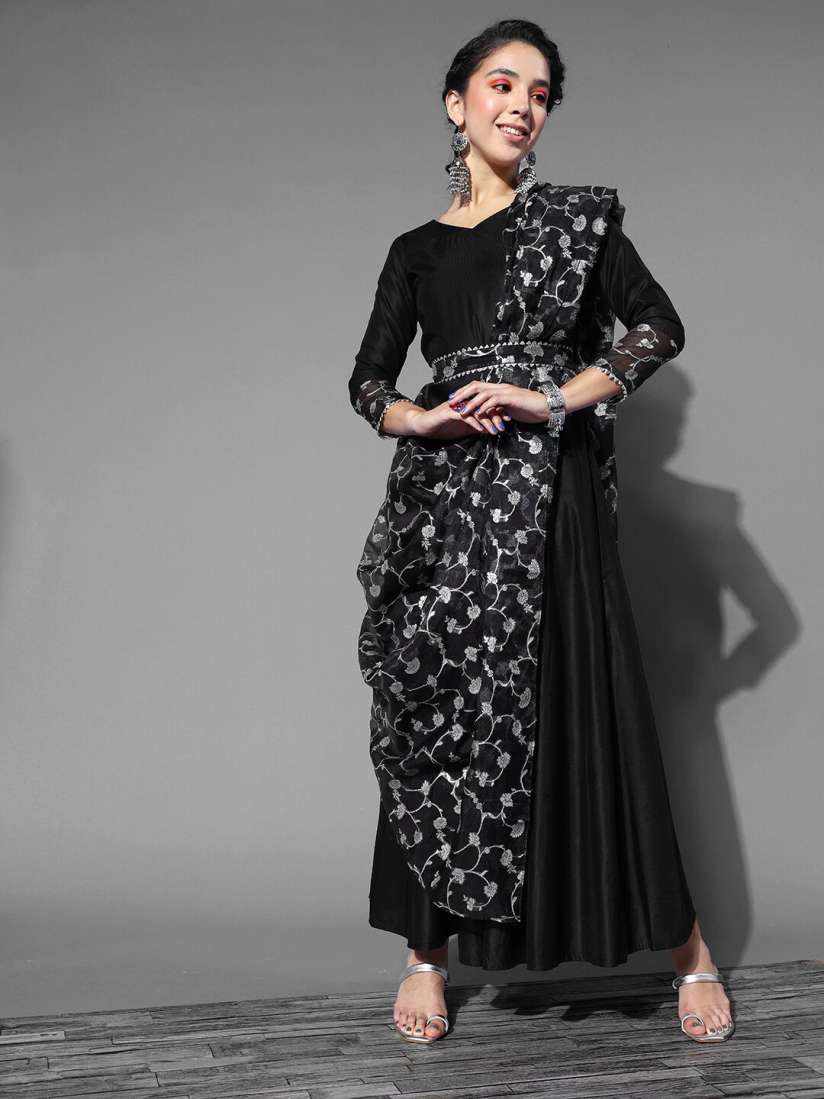 Myntra black gown sale