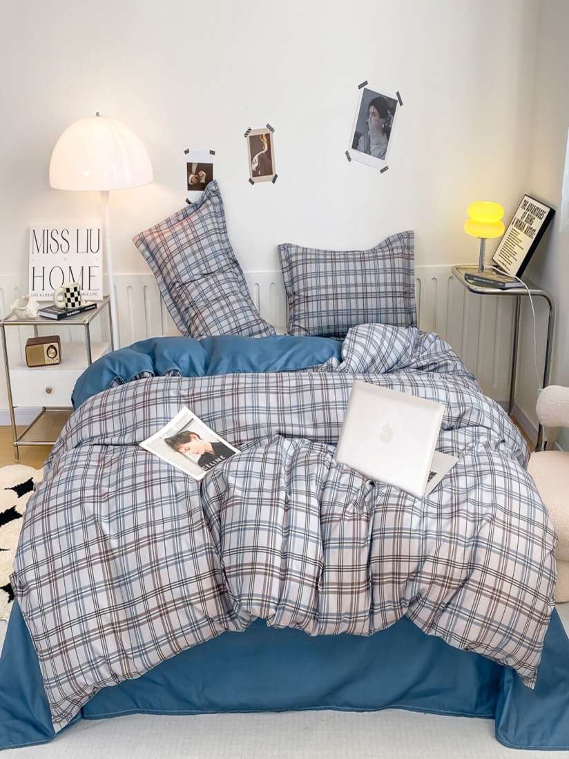 Double quilt and pillows deals