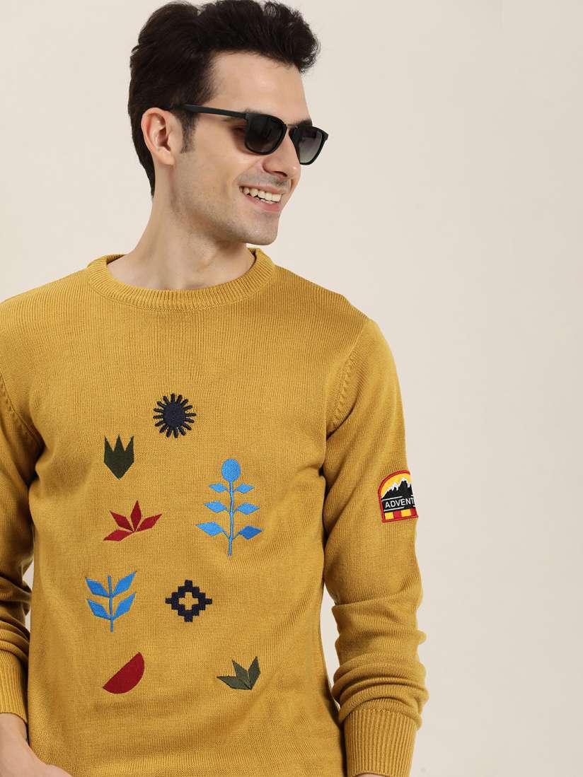 Floral pullover sweater store