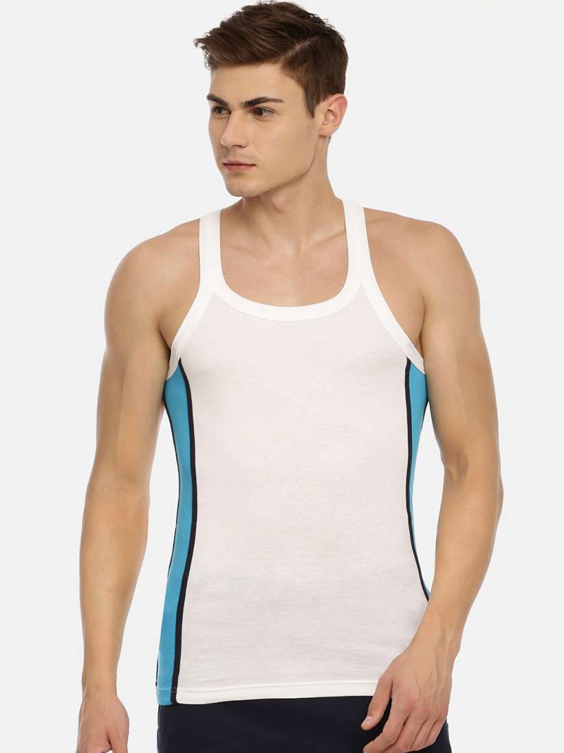 Macroman vest deals