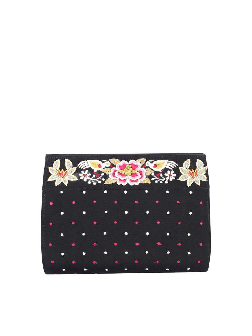 Clutch purse myntra online