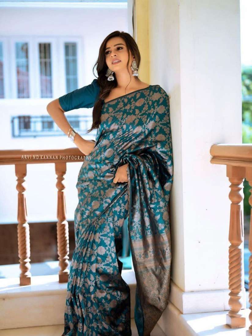 Myntra blue saree hot sale
