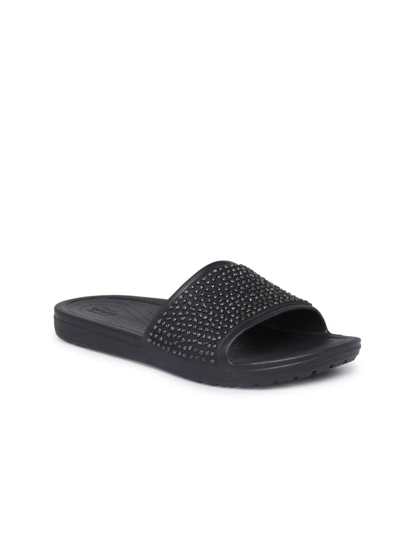 Crocs for women myntra store