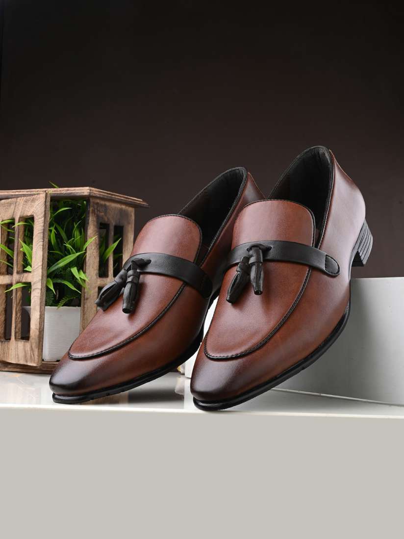 Tassel loafers myntra sales