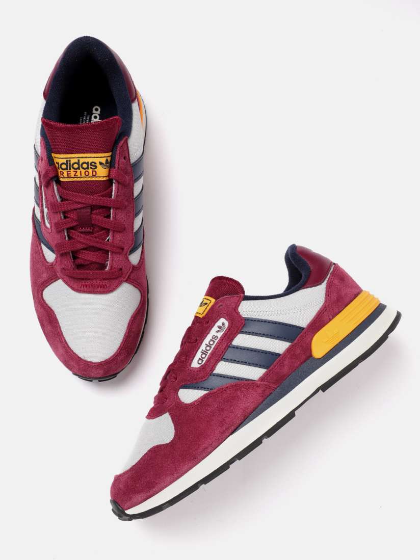 Adidas originals sneakers myntra deals