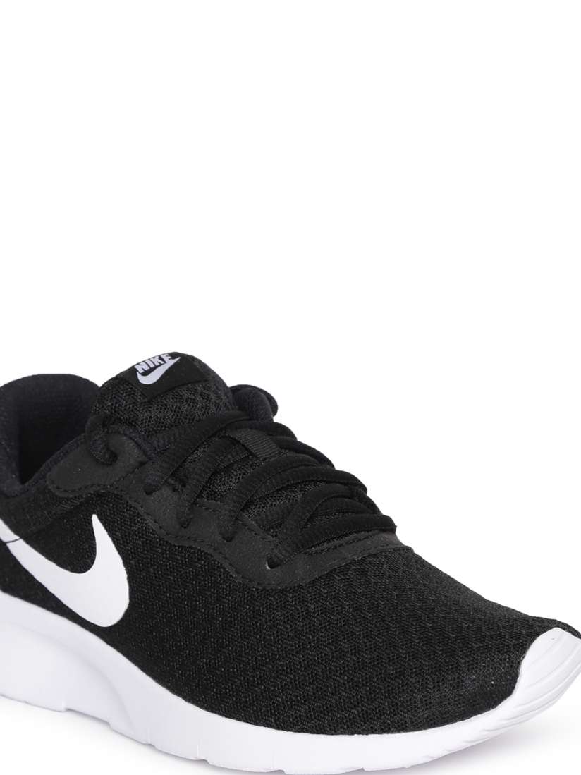 Nike tanjun myntra hot sale