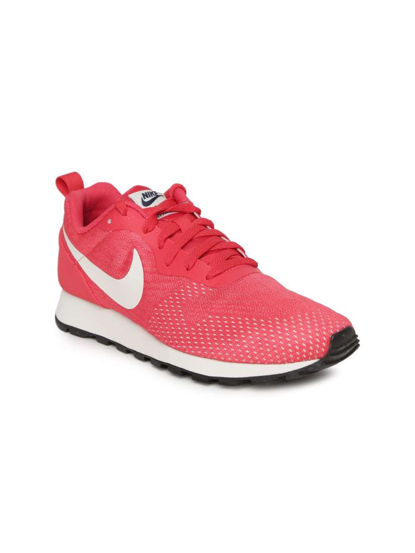 Nike md runner 2 coral 2025