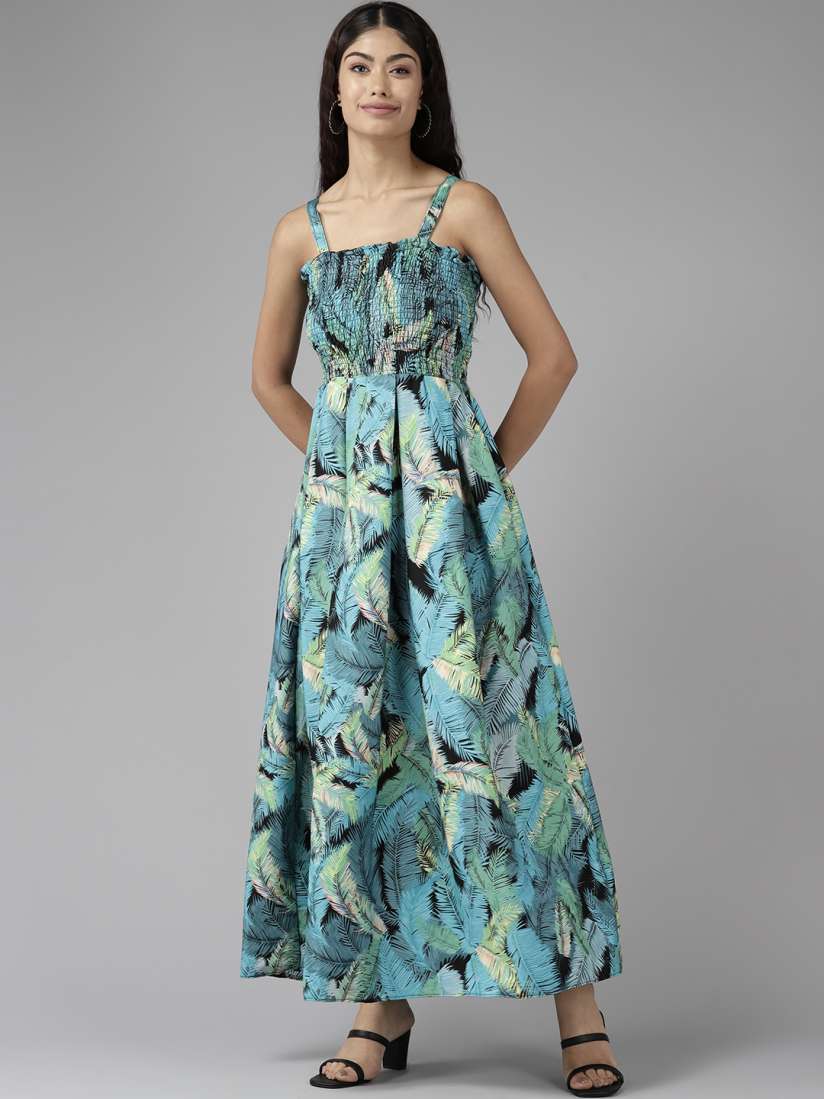 Aarika dresses sales