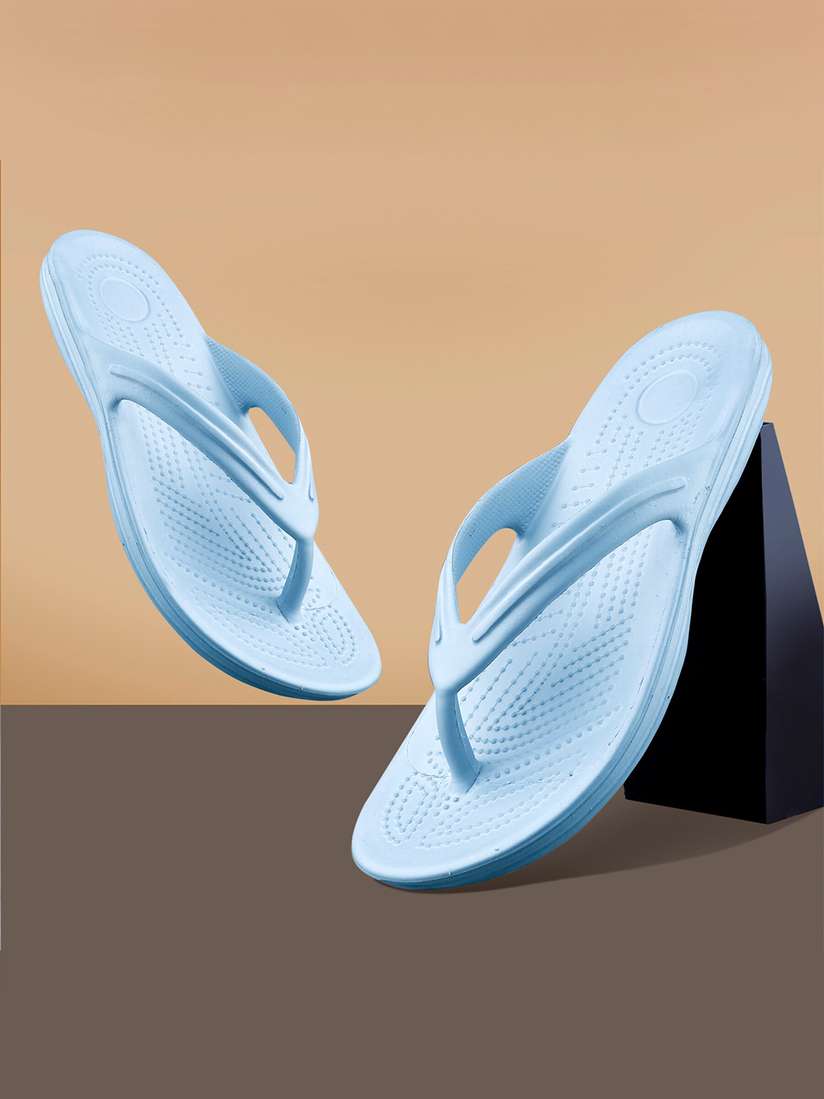 Buy KRAASA Men Textured Thong Flip-Flops - Flip Flops for Men 23200278 |  Myntra