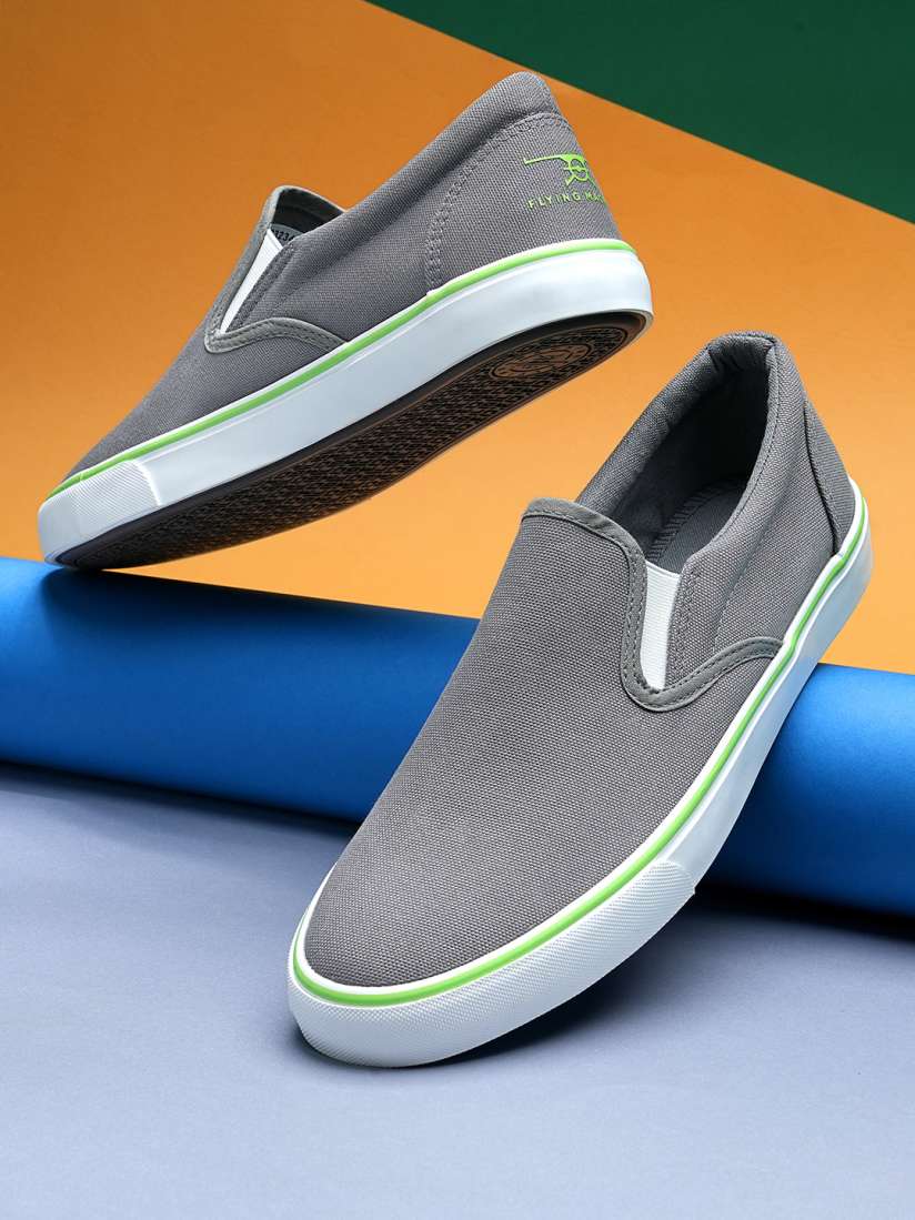 Flying machine footwear shop