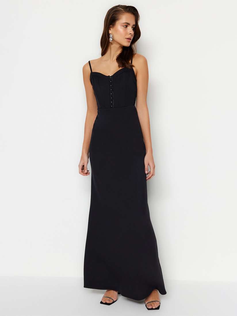 Spaghetti strap dress outfit store