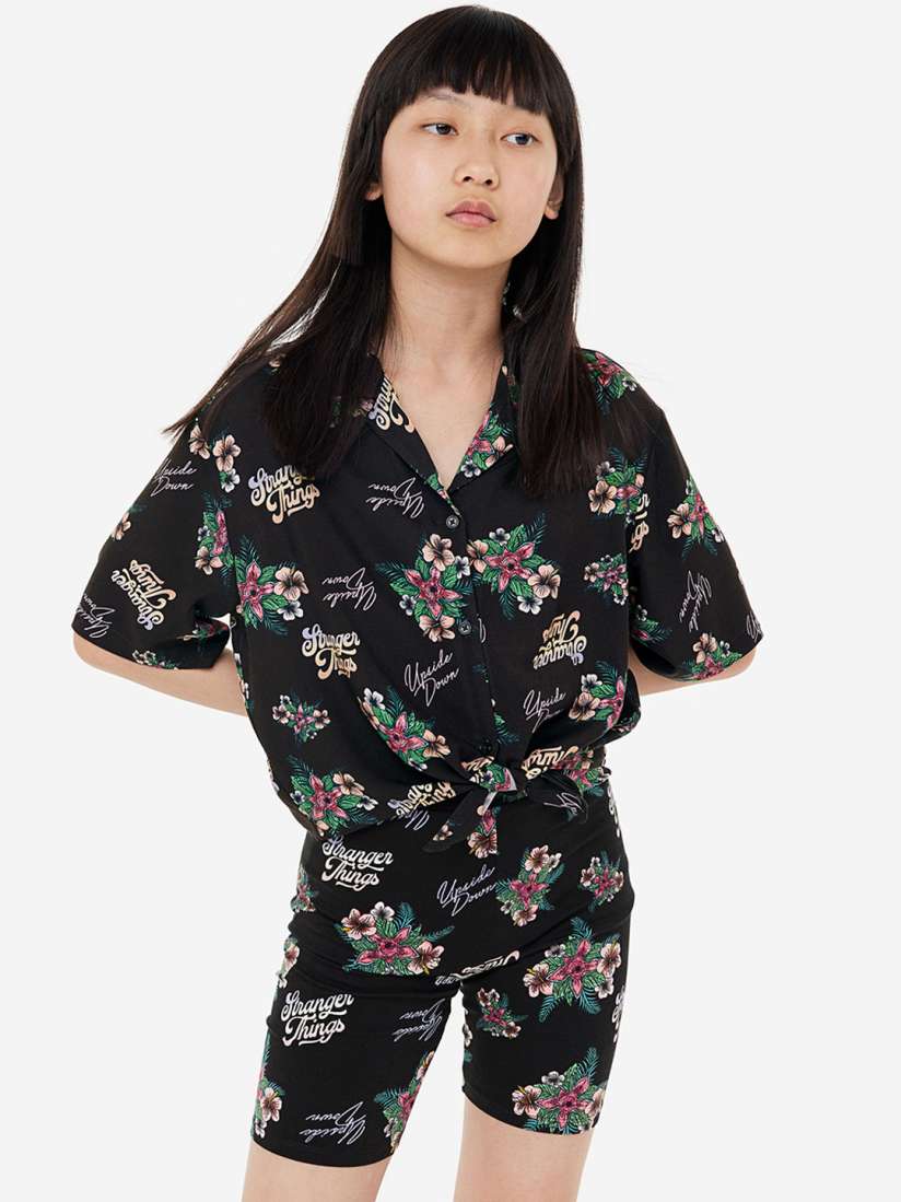 Buy H M Girls Stranger Things Printed Cycling Shorts Shorts for Girls 23360814 Myntra
