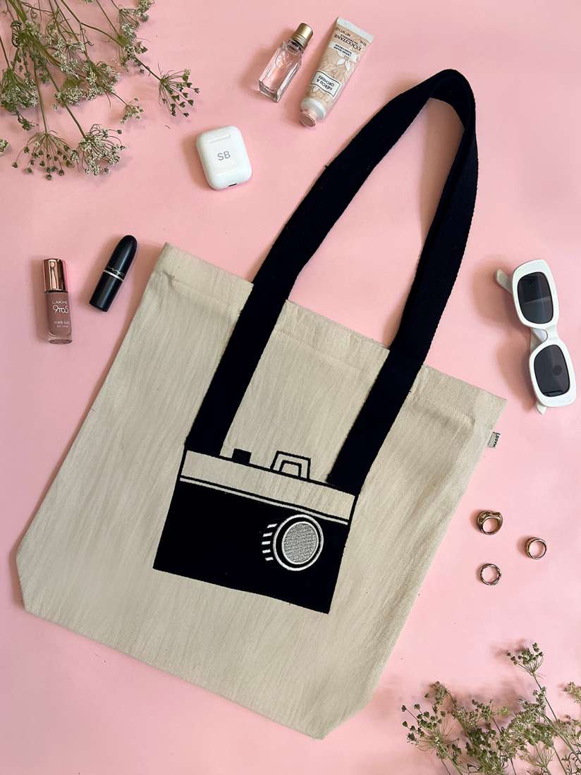 Tote bag camera sales