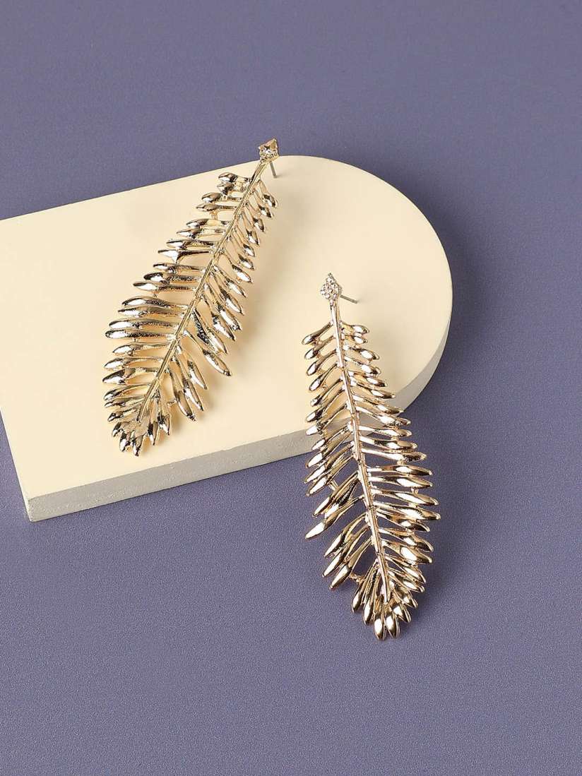 Feather earrings myntra sales