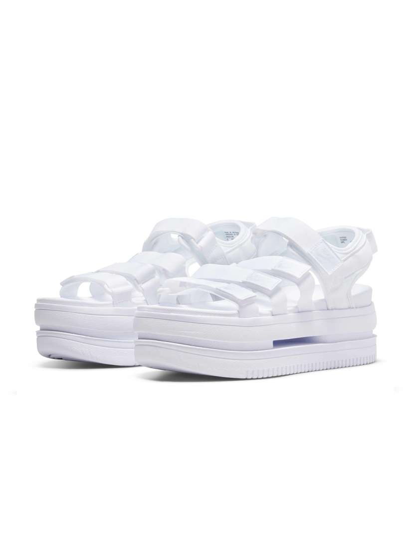 Nike slippers myntra best sale