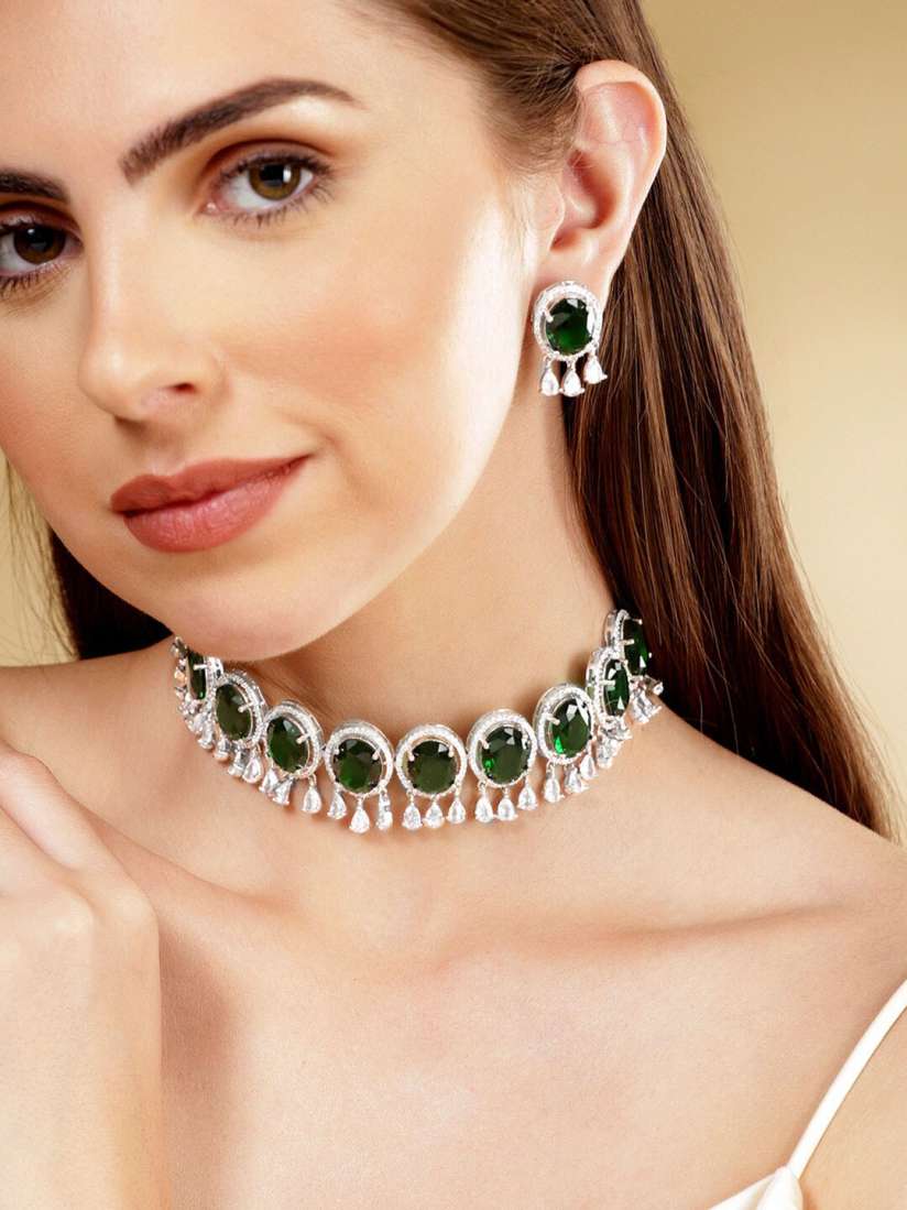 Emerald green choker set sale