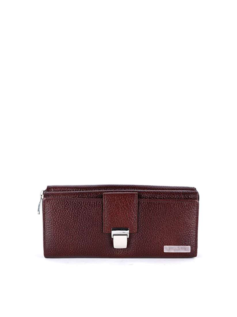 Purse in myntra store