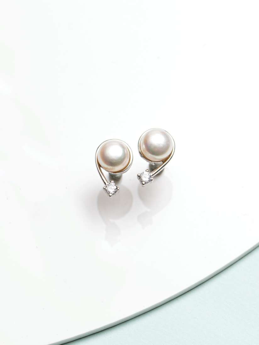Myntra silver earrings new arrivals