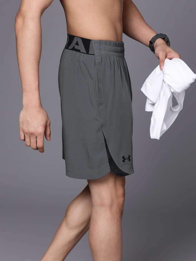 Under armour elevated woven short outlet