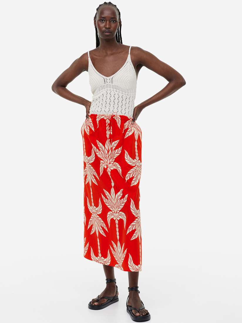 Flared skirt myntra top