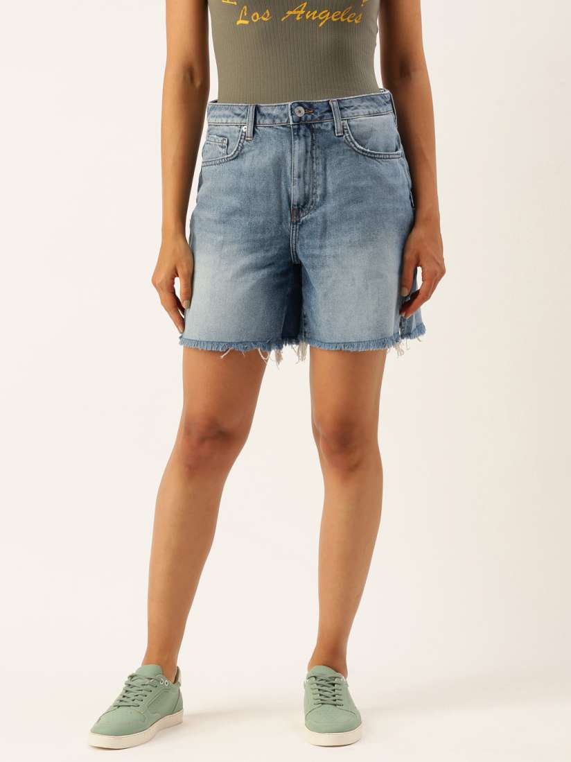 Buy FOREVER 21 Pure Cotton Frayed Denim Shorts Shorts for Women 23577368 Myntra