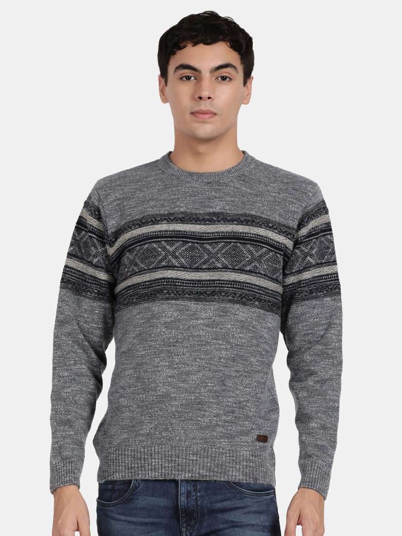 T base sweaters top