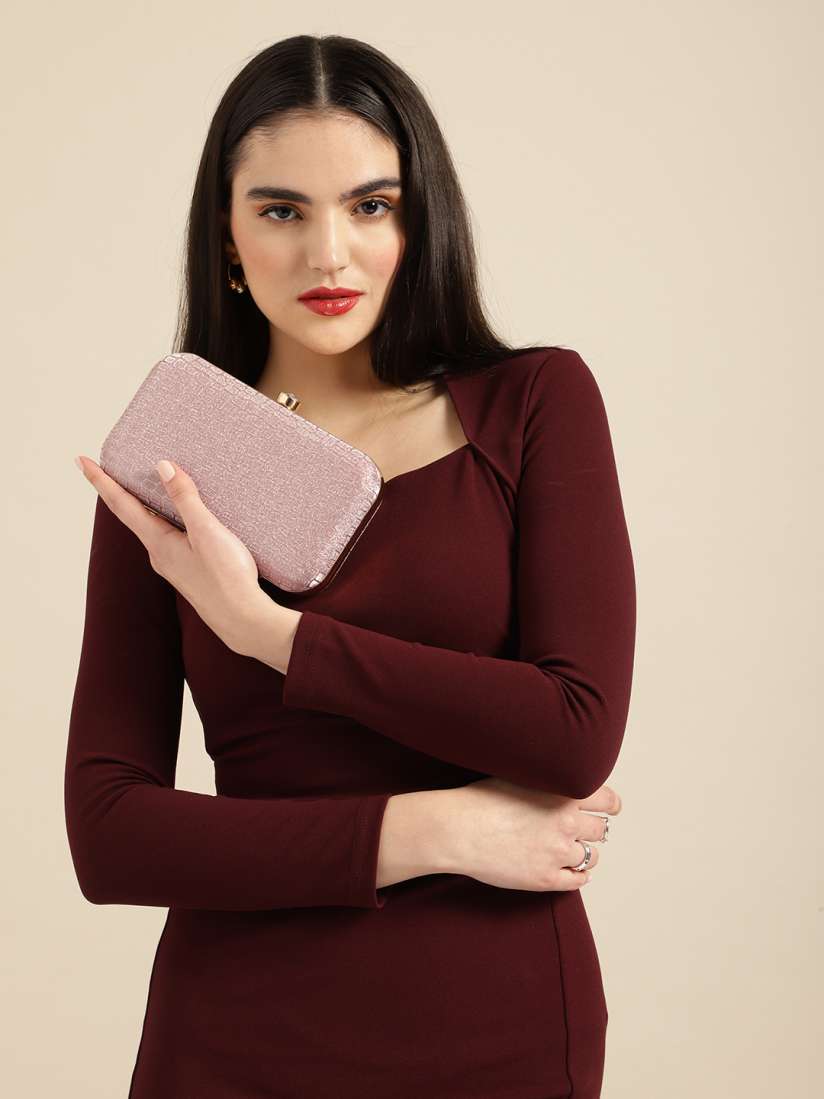 Dressberry clutch clearance