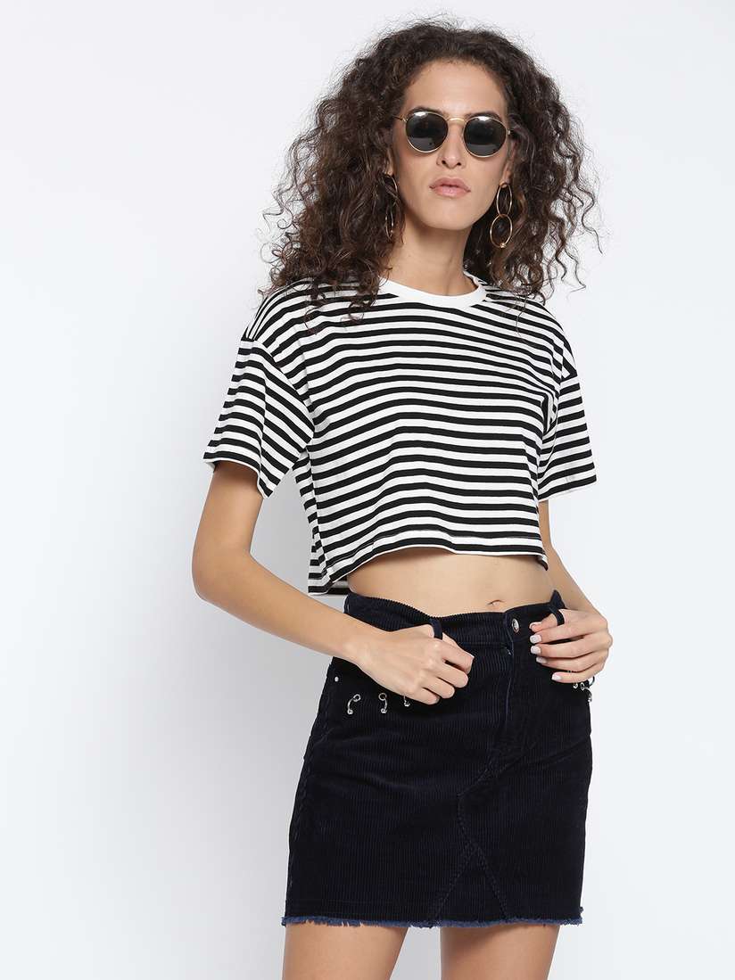 Forever 21 Black White Striped Crop Top Forever 21 WGA Apparel