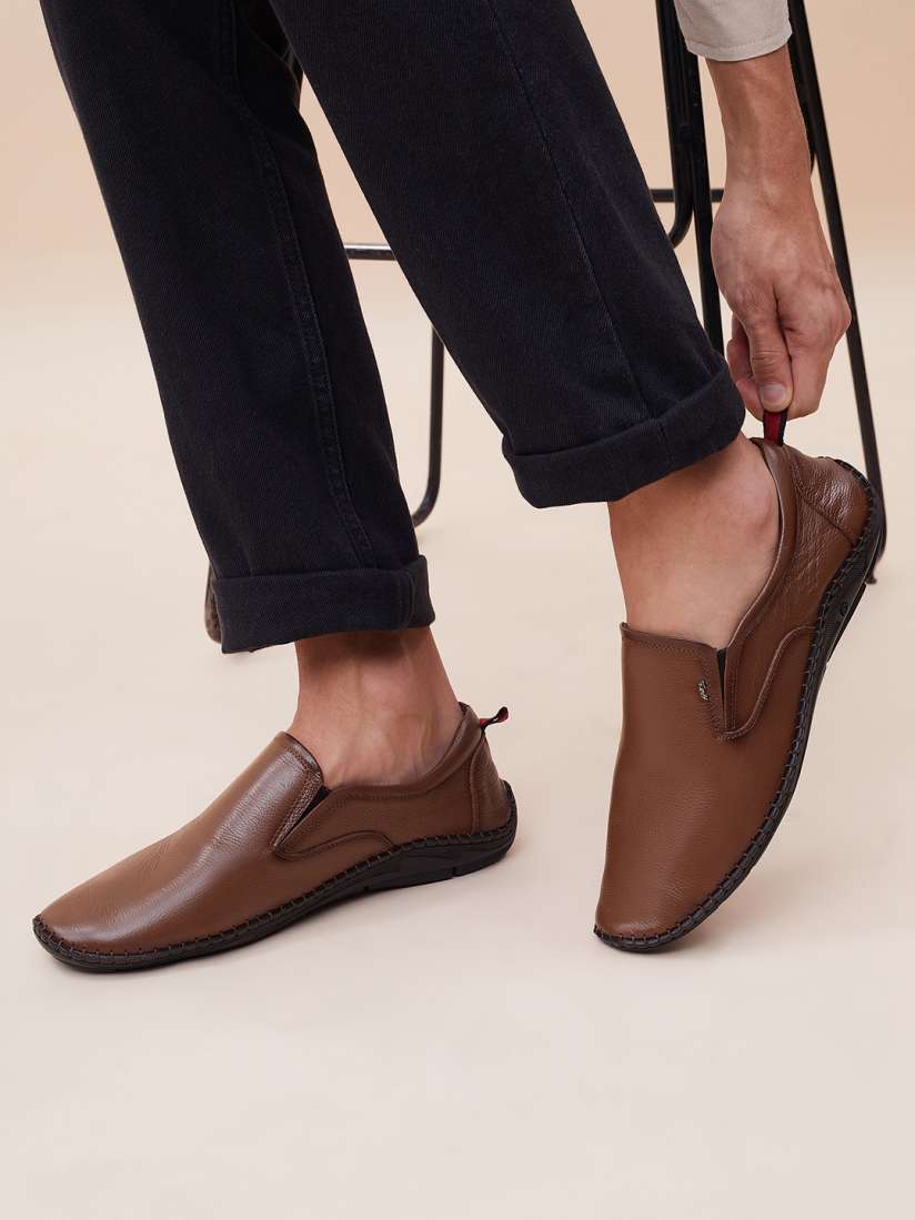 Buy Hitz Men Lightweight Leather Slip On Sneakers Casual Shoes for Men 23618520 Myntra