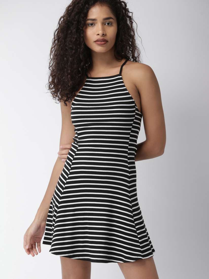 Forever 21 black and white striped dress 2025
