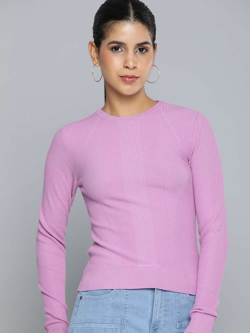 Levi's pullover sweater top