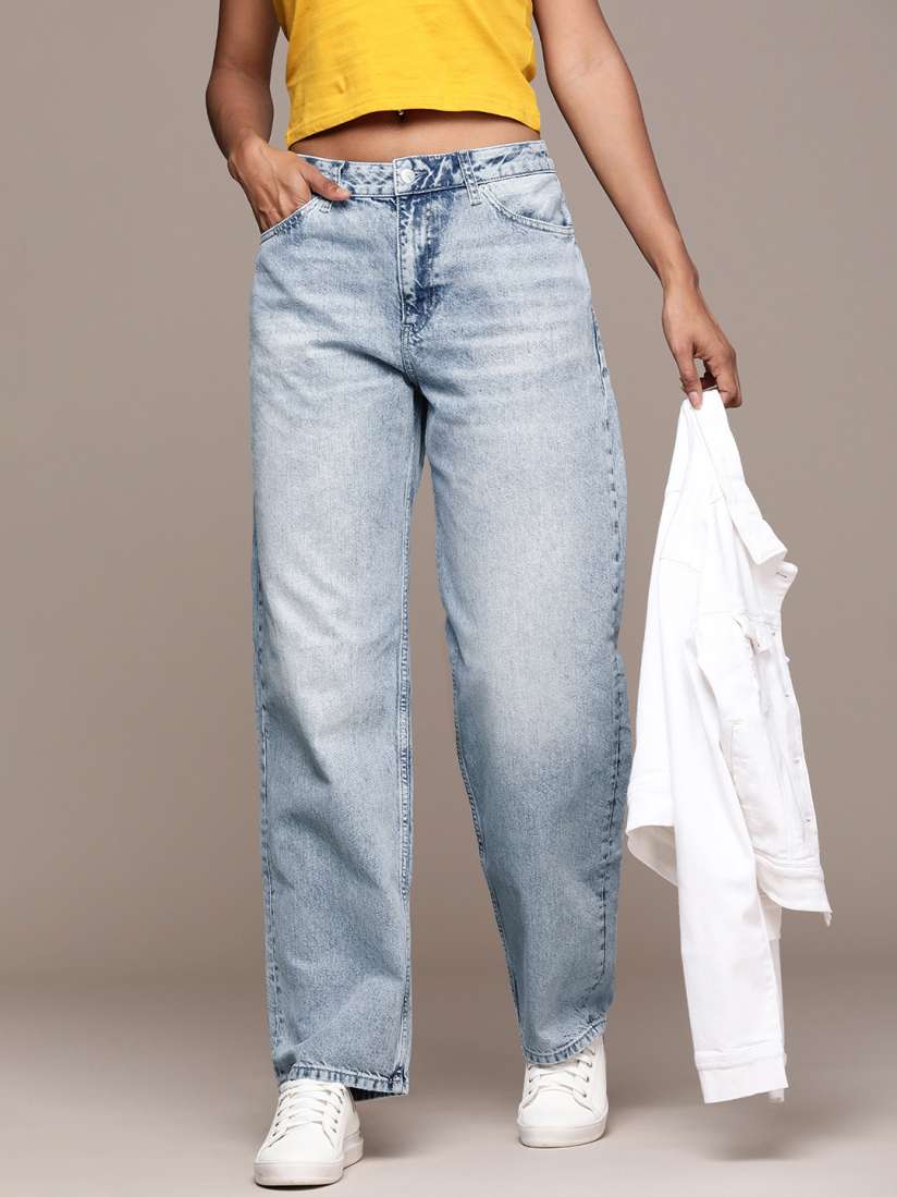 Calvin klein women's mid rise straight fit jeans clearance