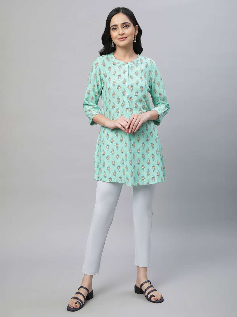 Buy AURELIA Floral Printed Straight Kurti Kurtis for Women 23696224 Myntra