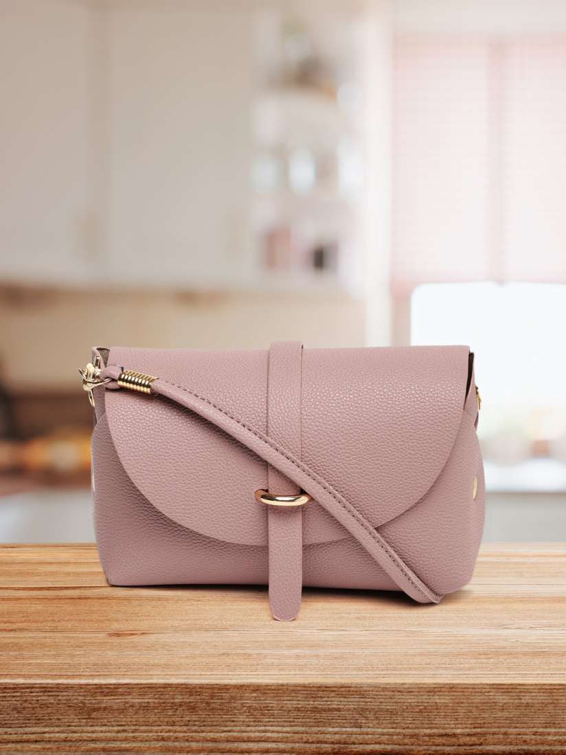 Sling bags for girl myntra on sale