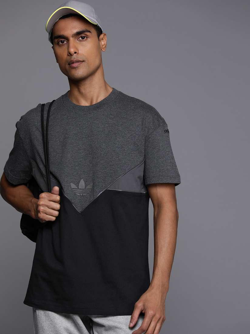 Buy ADIDAS Originals Men Colourblocked Reflective Pure Cotton T shirt Tshirts for Men 23718396 Myntra