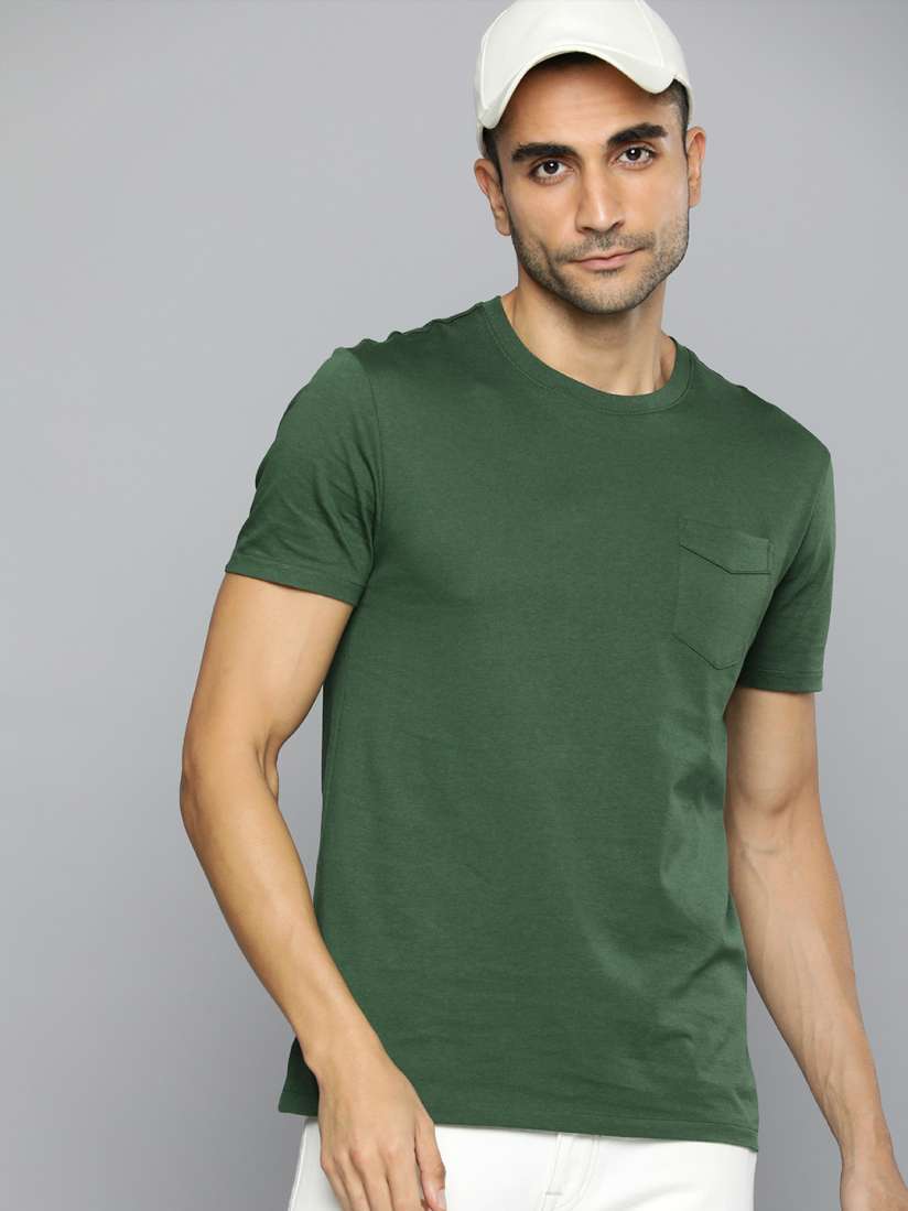 Levis pocket t shirt best sale