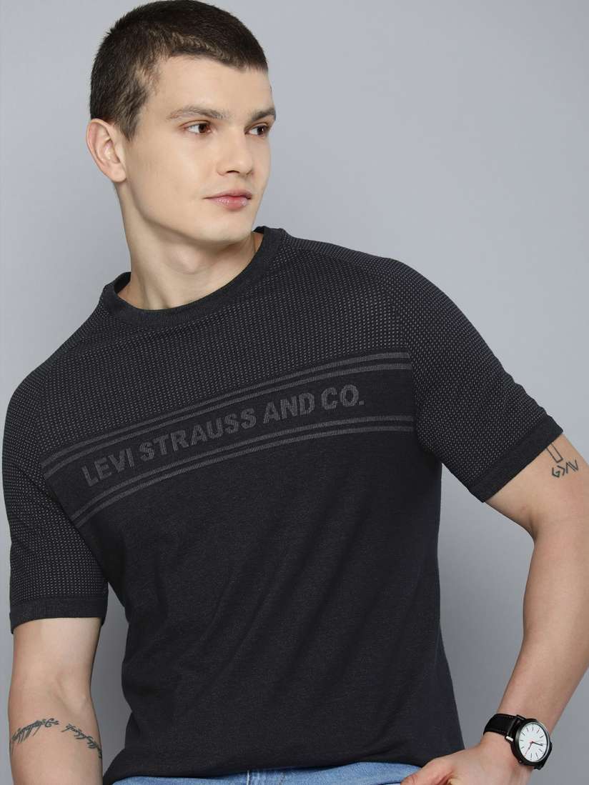 Levis 740 online