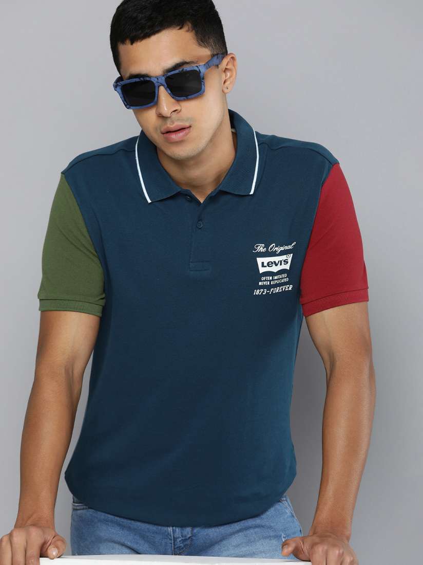 Myntra levis t shirt sale