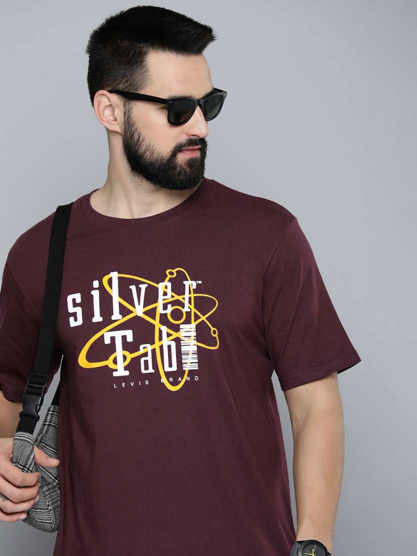 Buy Levis Typography Relaxed Fit Printed Pure Cotton T shirt Tshirts for Men 23732950 Myntra