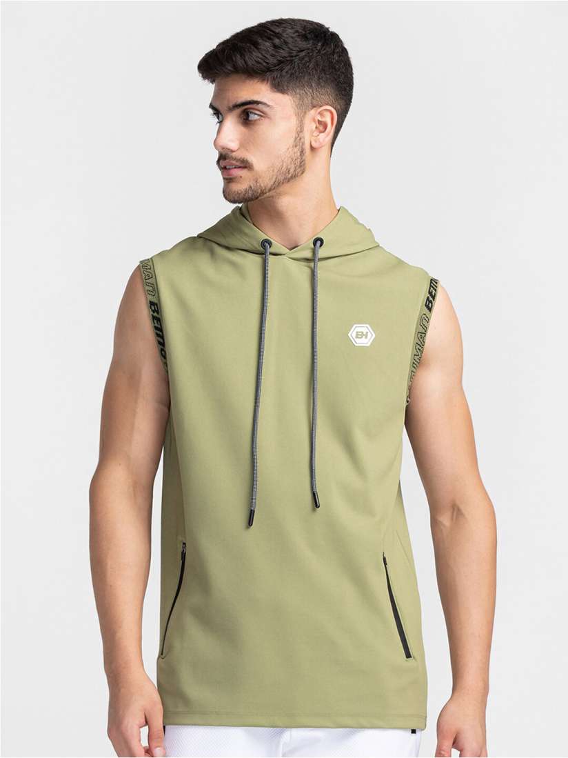 Hooded t shirt myntra clearance